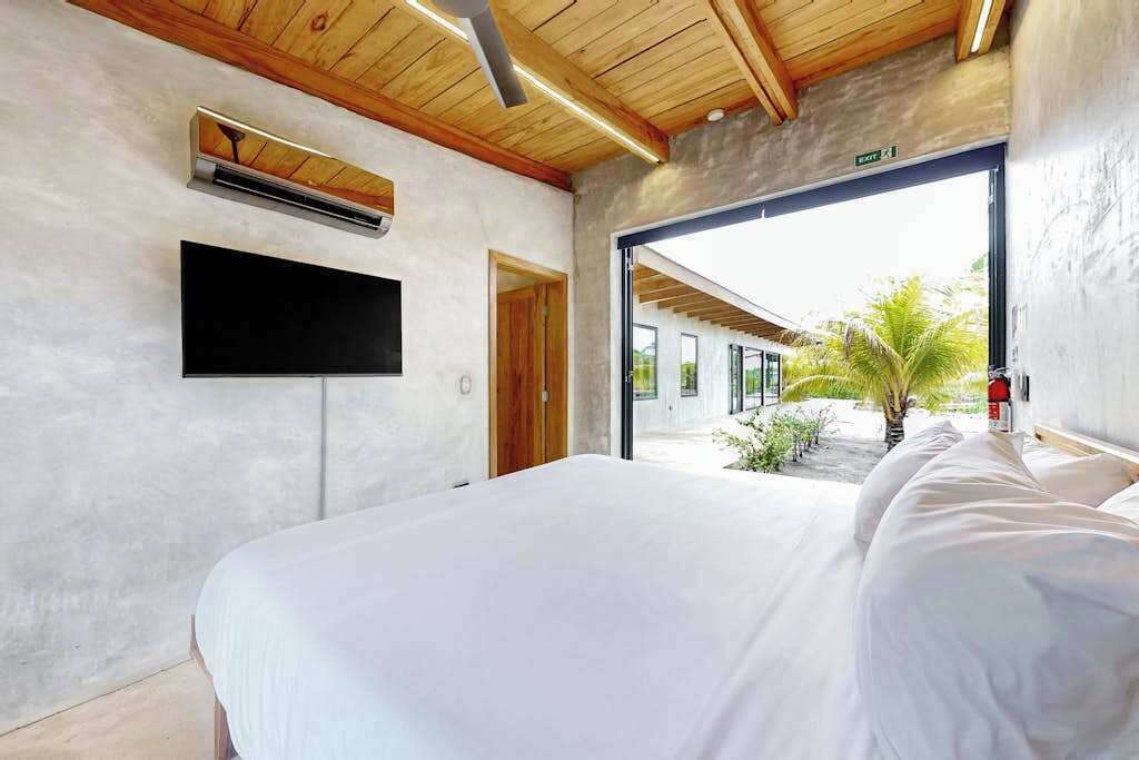 Photo of Bedroom in Placencia
