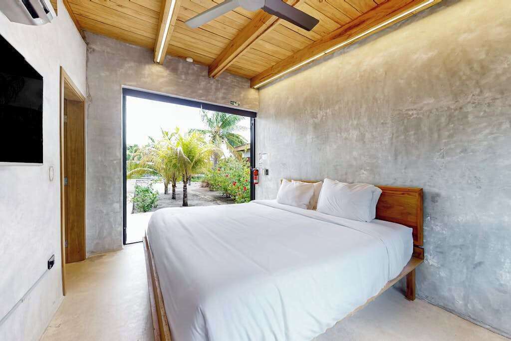 Photo of Bedroom in Placencia