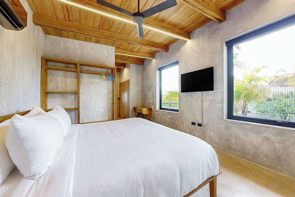 Photo of Bedroom in Placencia