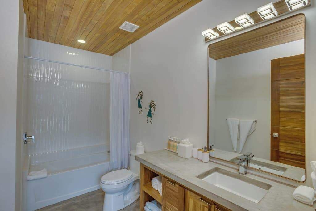 Photo of Bathroom in Cocoplum