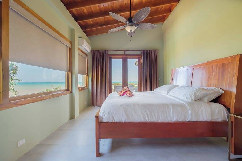 Photo of Bedroom in Caye Caulker