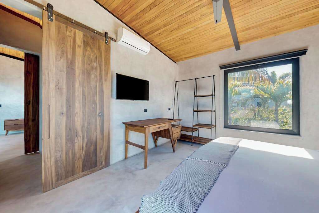 Photo of Bedroom in Placencia