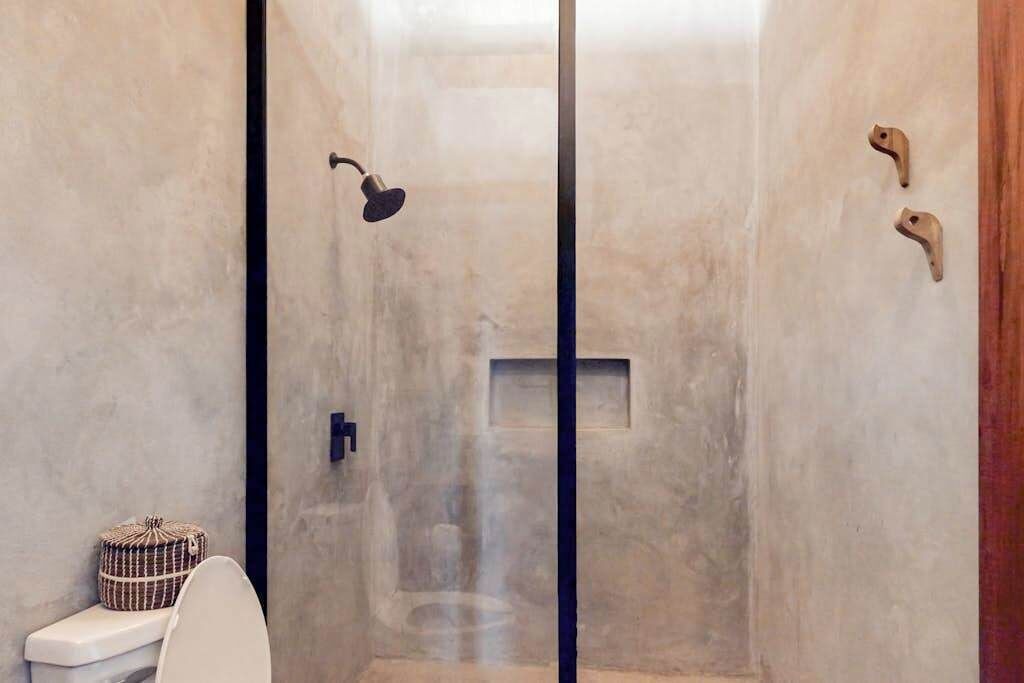 Photo of Bathroom in Placencia
