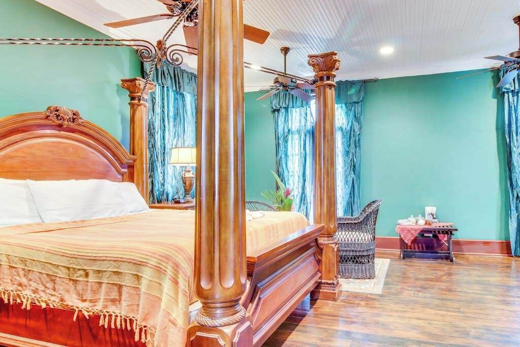 Photo of Bedroom in Bullet Tree Falls