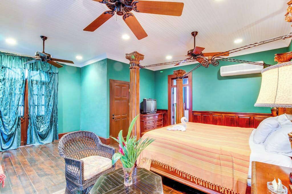 Photo of Bedroom in Bullet Tree Falls