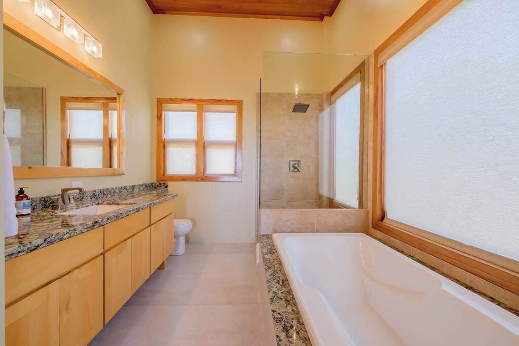 Photo of Bathroom in Caye Caulker