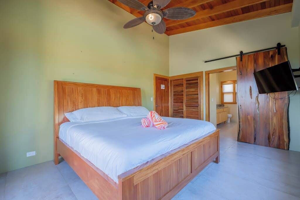 Photo of Bedroom in Caye Caulker
