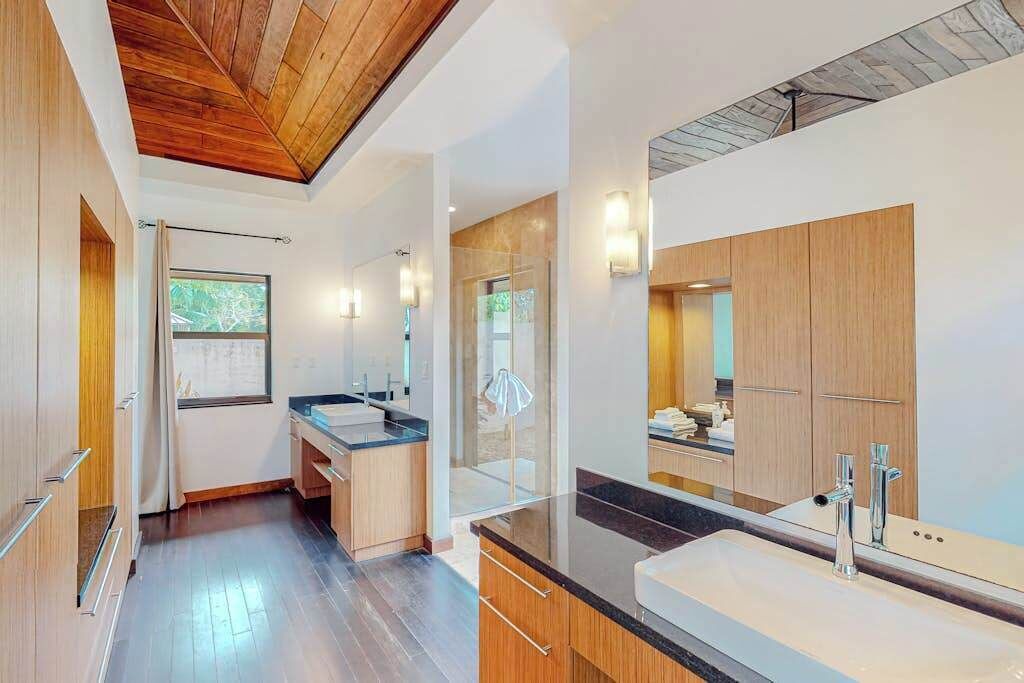 Photo of Bathroom in Sanctuary Belize
