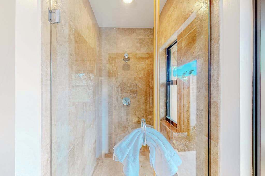Photo of Bathroom in Sanctuary Belize