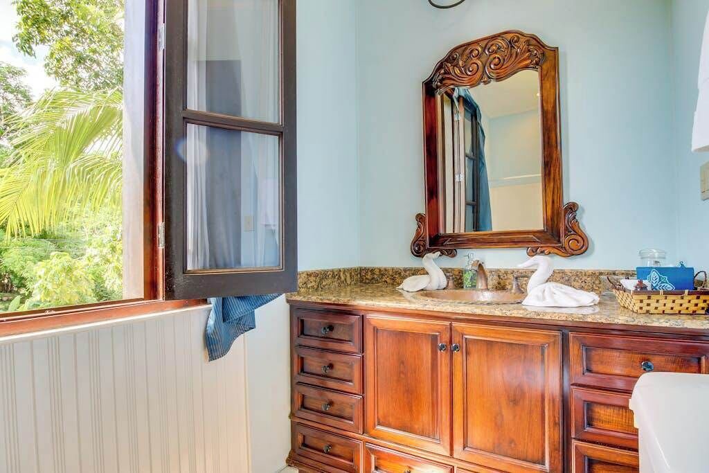 Photo of Bathroom in Bullet Tree Falls