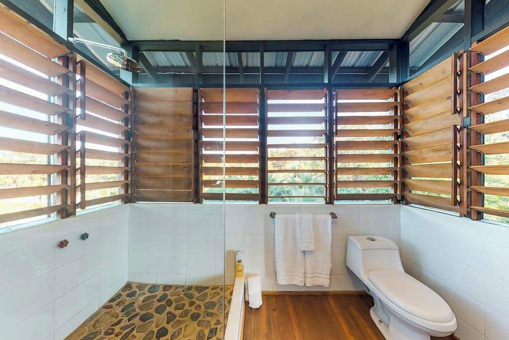 Photo of Bathroom in Surfside