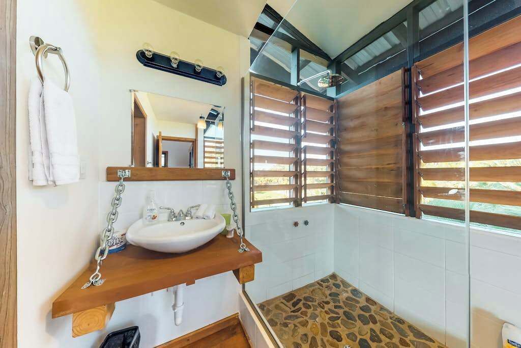 Photo of Bathroom in Surfside