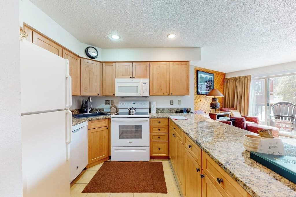 Photo of Kitchen in Four O'Clock