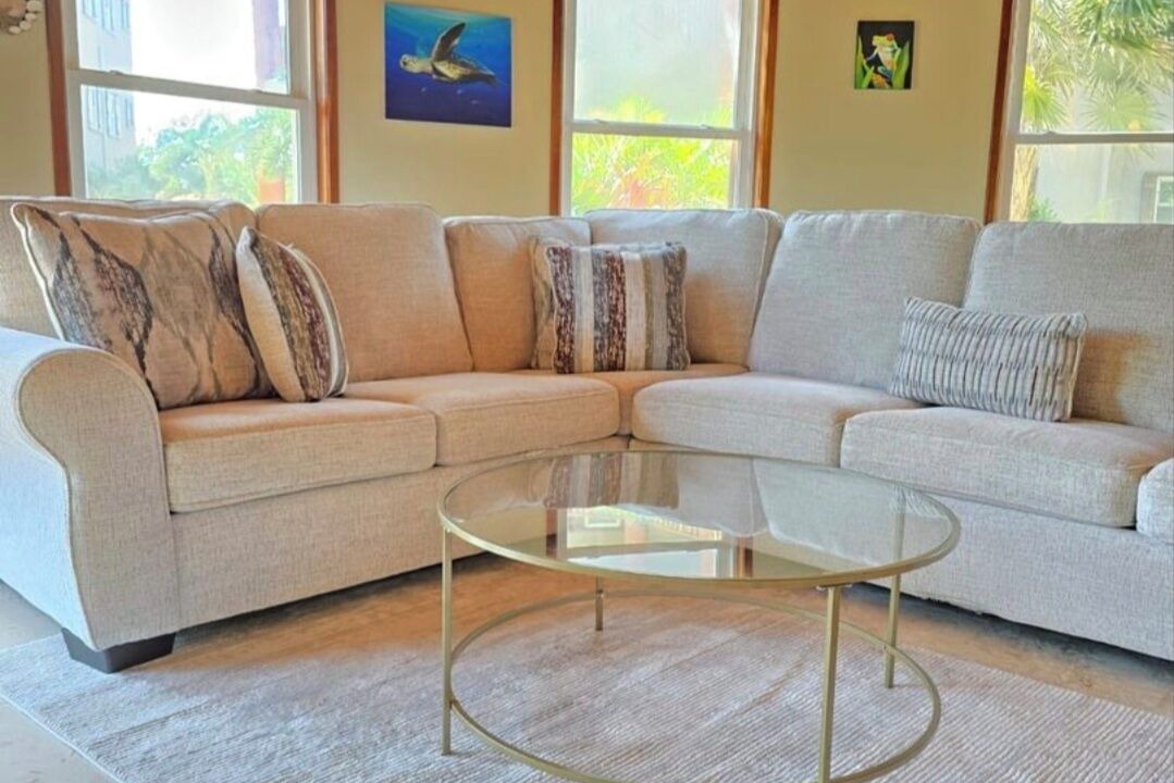 Photo of Livingroom in Gales Point