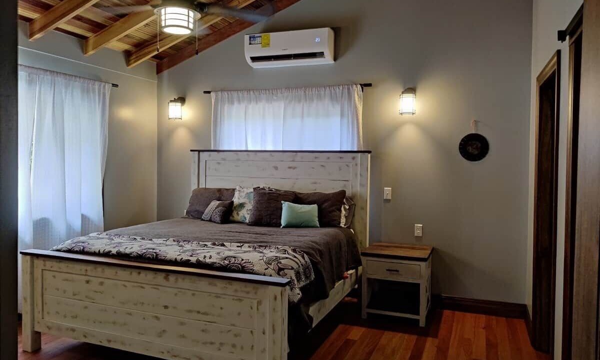 Photo of Bedroom in Spanish Lookout