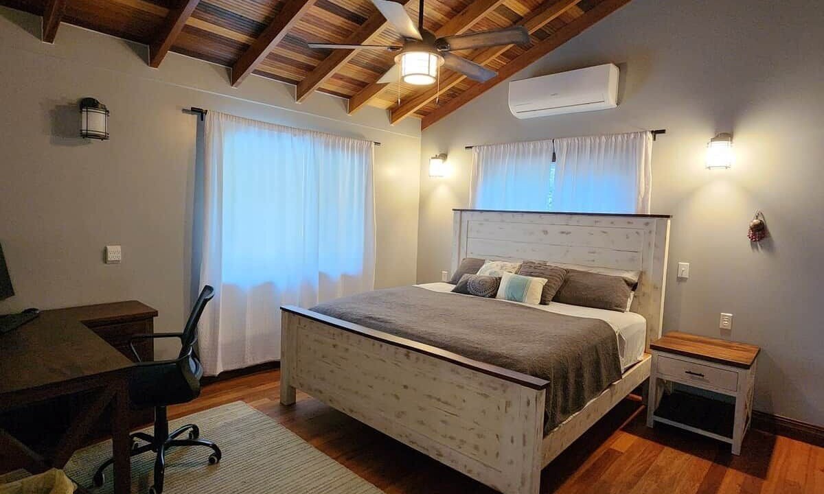 Photo of Bedroom in Spanish Lookout