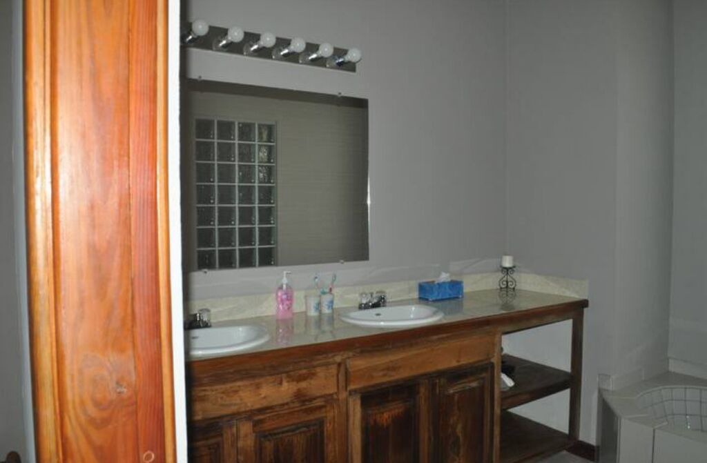 Photo of Bathroom in San Pedro