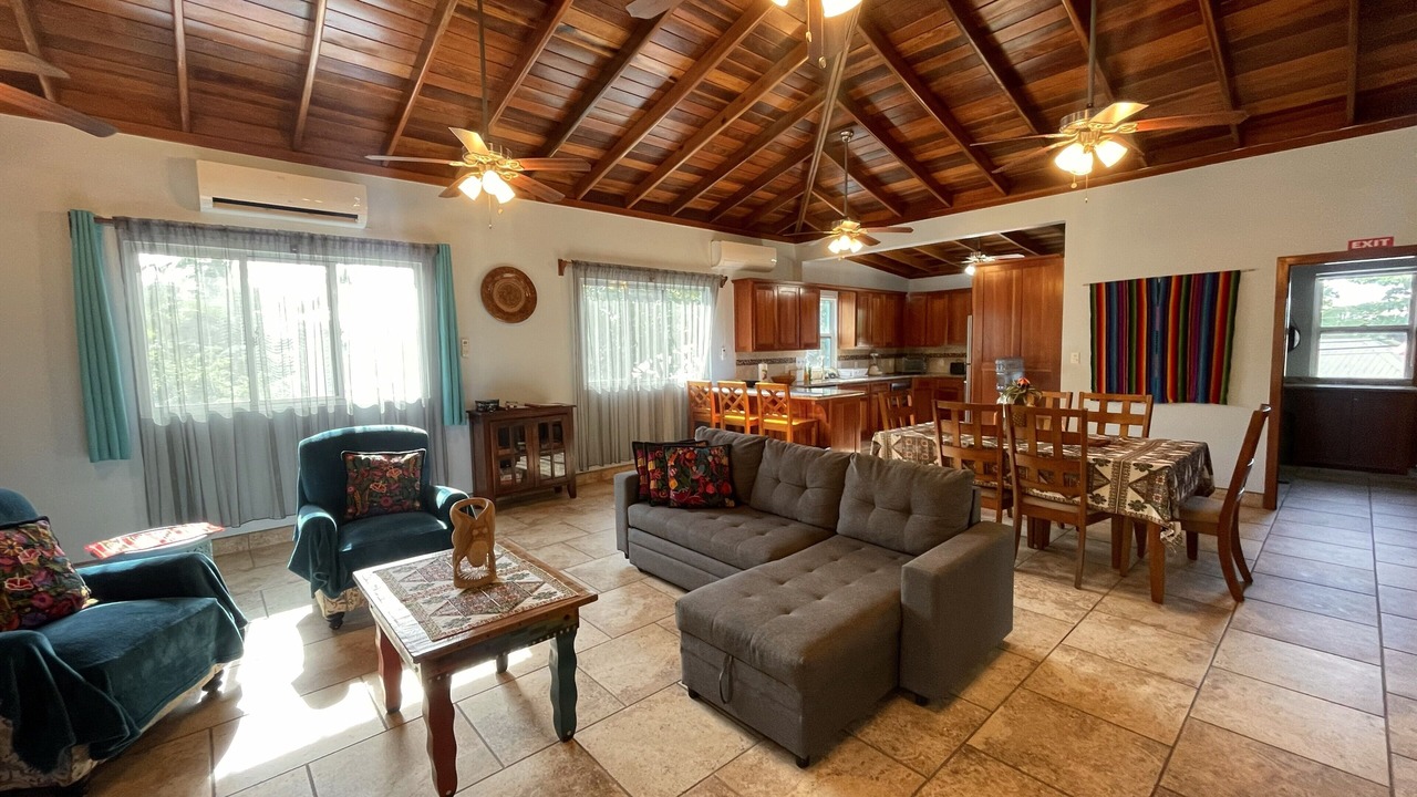 Photo of Livingroom in San Pedro