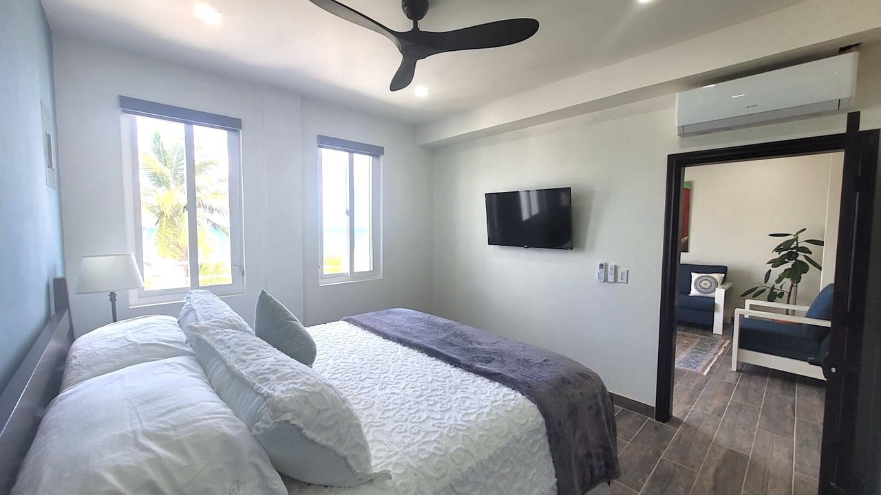 Photo of Bedroom in Caye Caulker