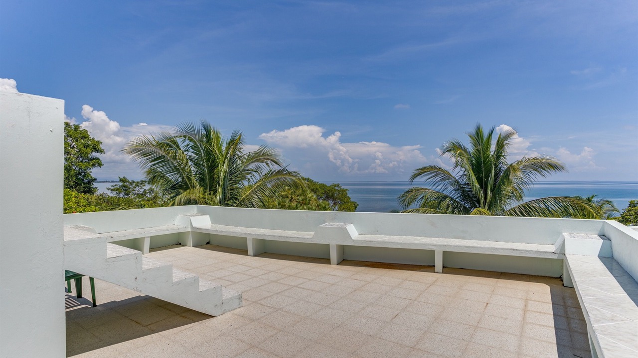 Photo of Patio Balcony in Placencia