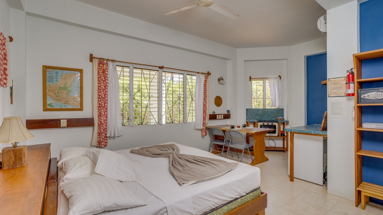 Photo of Bedroom in Placencia