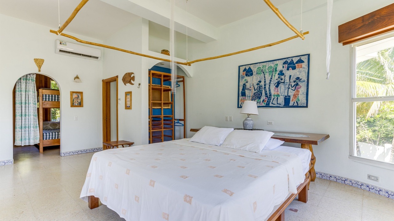 Photo of Bedroom in Placencia