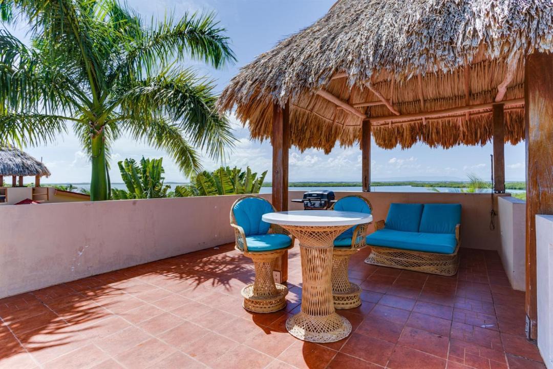 Photo of Others in Placencia