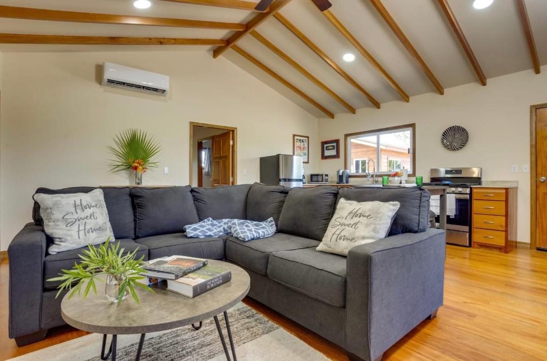 Photo of Livingroom in Placencia