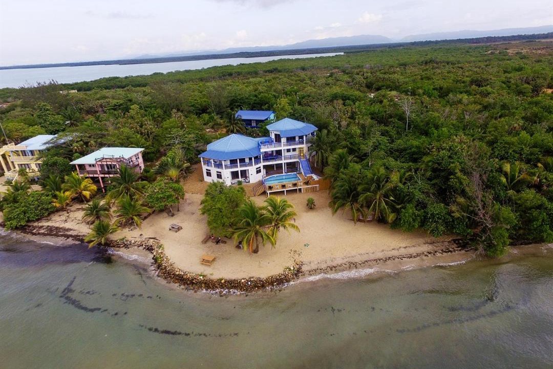 Photo of Others in Caribbean Way