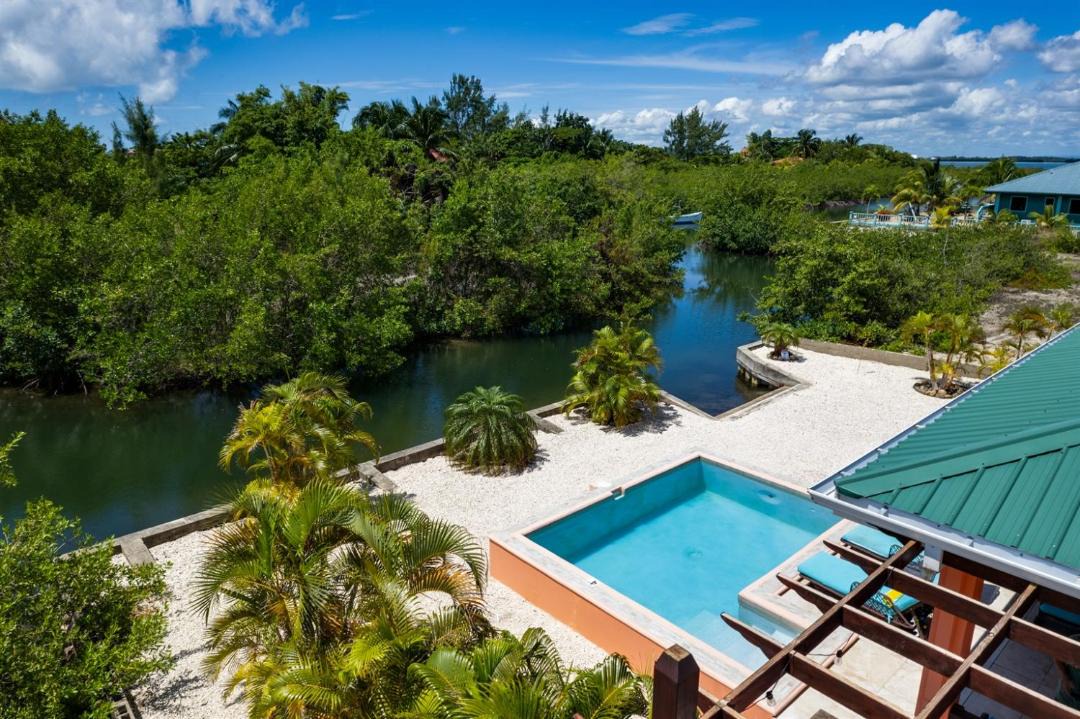Photo of Others in Placencia