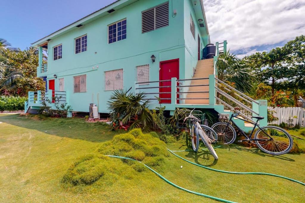 Photo of Others in Caye Caulker