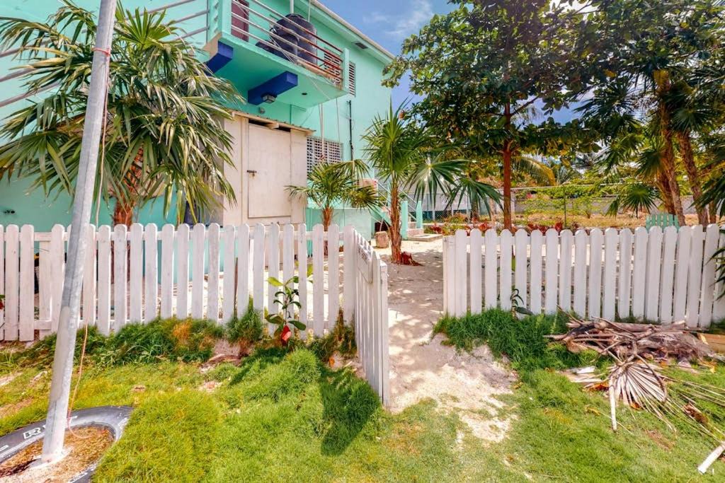 Photo of Others in Caye Caulker