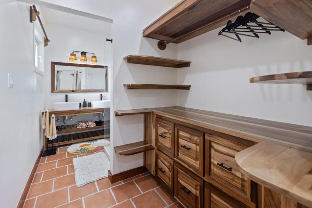 Photo of Kitchen in Caribbean Way