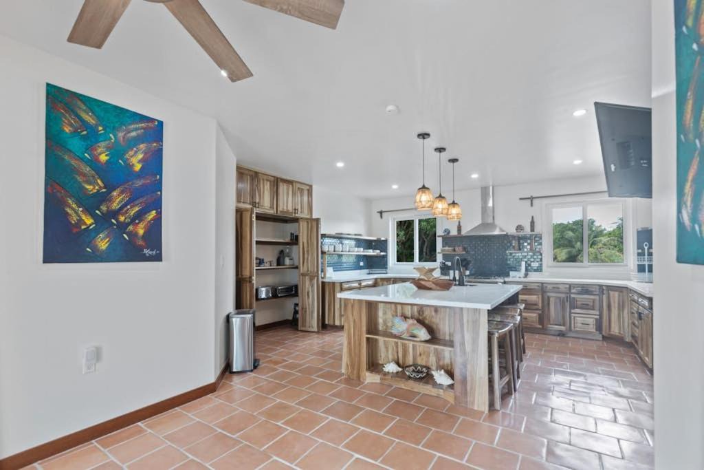 Photo of Kitchen in Caribbean Way