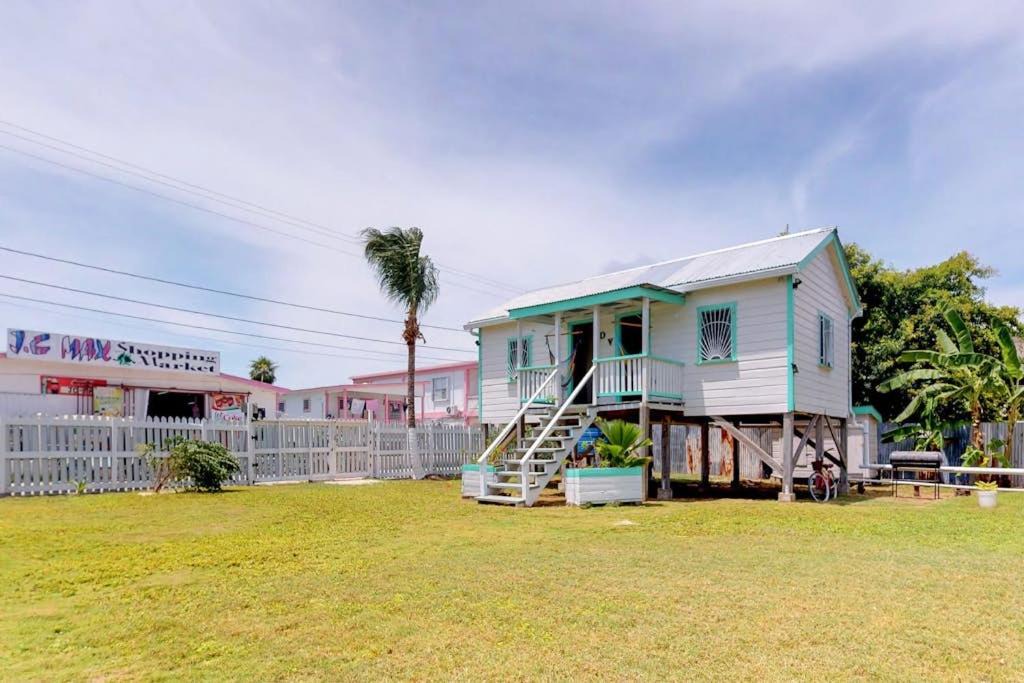 Photo of Others in Caye Caulker