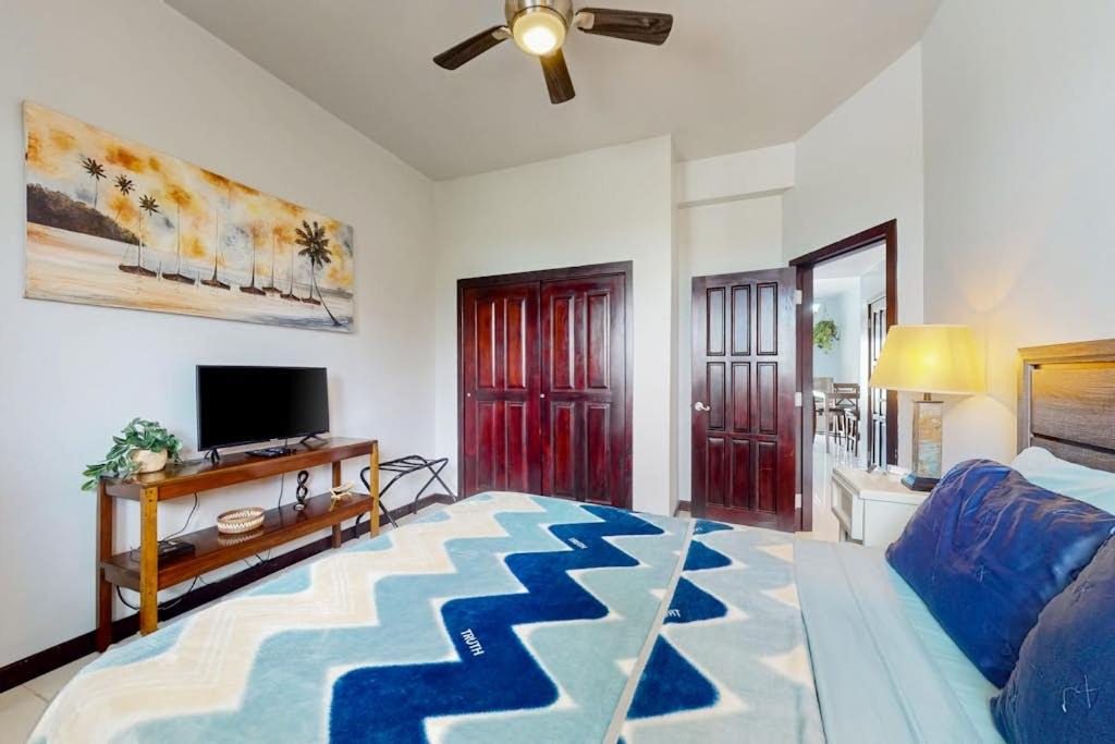 Photo of Others in San Pedro