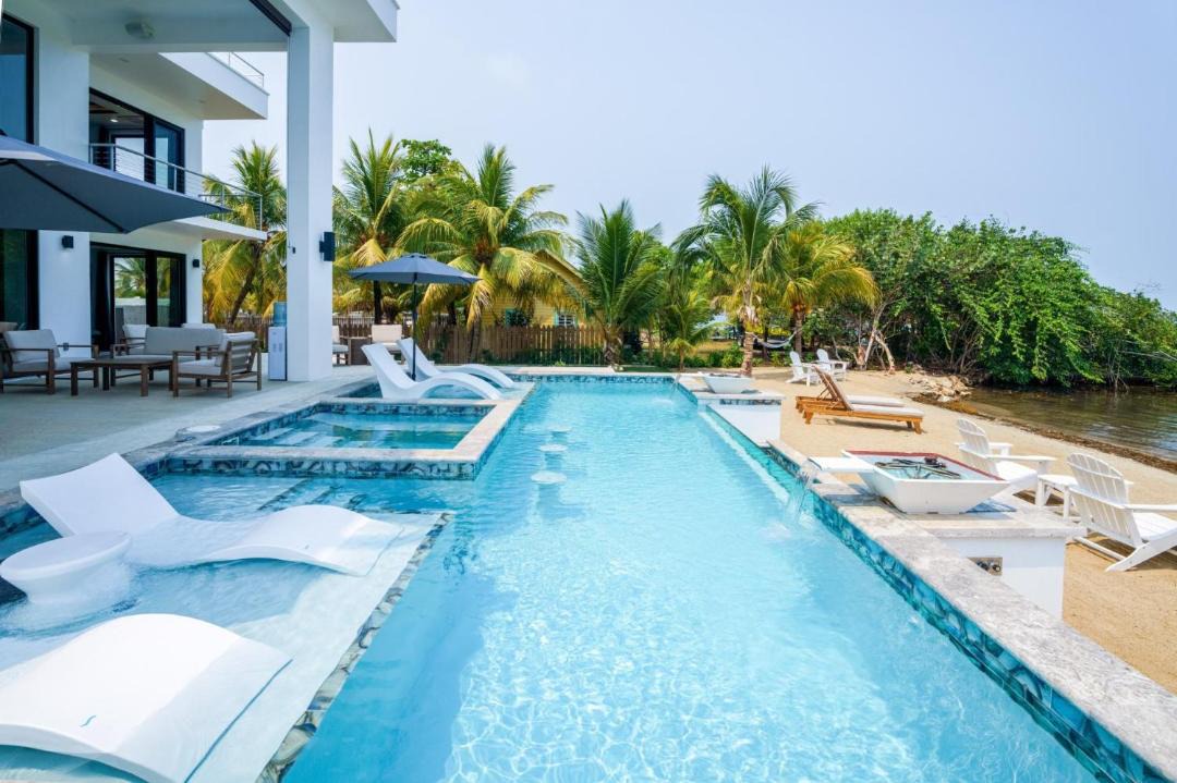 Photo of Others in Placencia