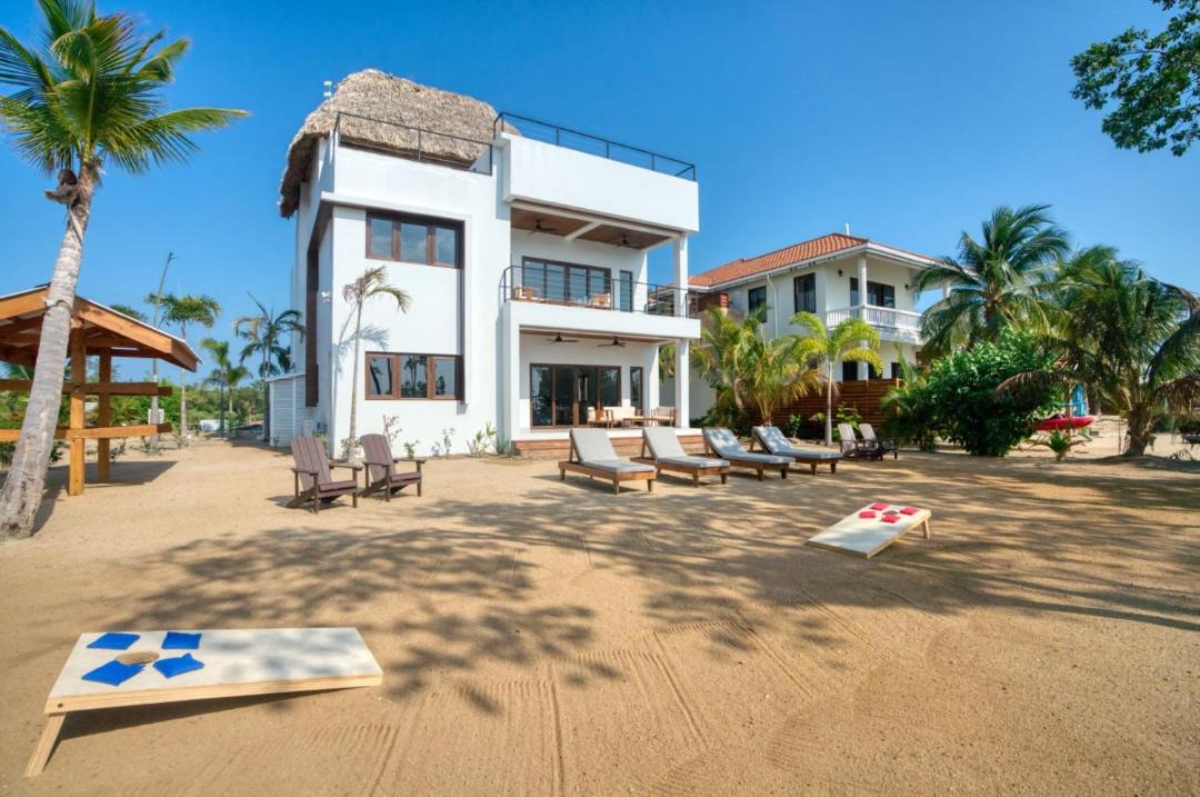 Photo of Others in Placencia