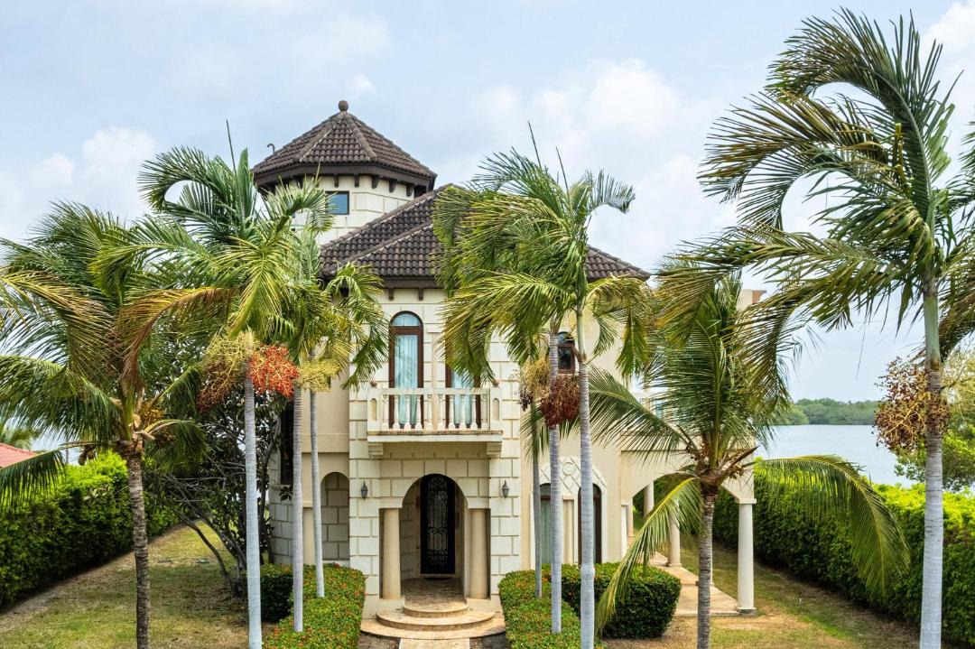 Photo of Others in Placencia