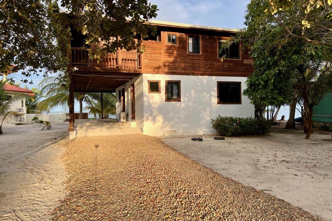 Photo of Others in Placencia