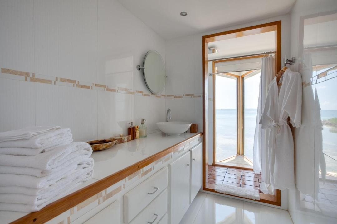 Photo of Bathroom in Royal Belize Island