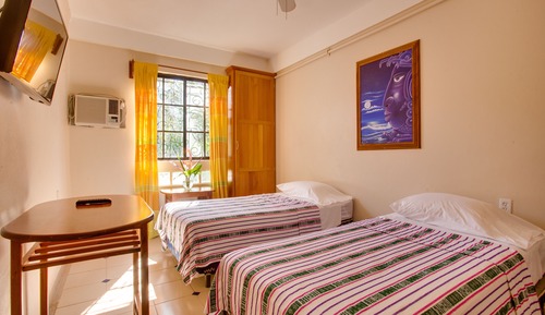  Spare Room 