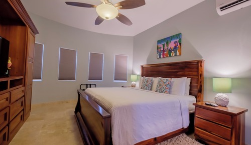 1B - Deluxe Condo, Balcony, Beach View