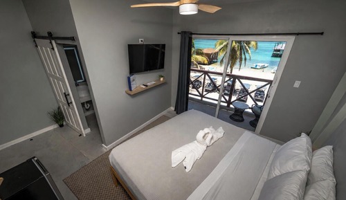 Premium Double Room, 1 King Bed, Balcony, Ocean View