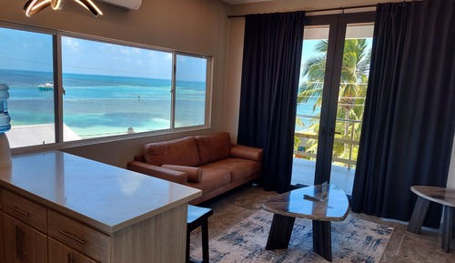 Luxury Condo, Balcony, Sea View