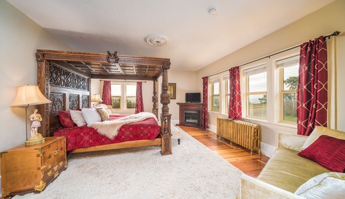 Chelsea - Superior Room, 1 King Bed