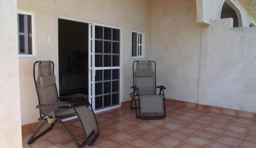 Queen Room with Balcony 4