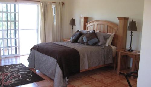 Queen Room with Balcony 1