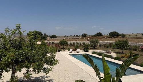 Queen Room with Pool View