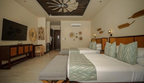 Queen Room with Sea View